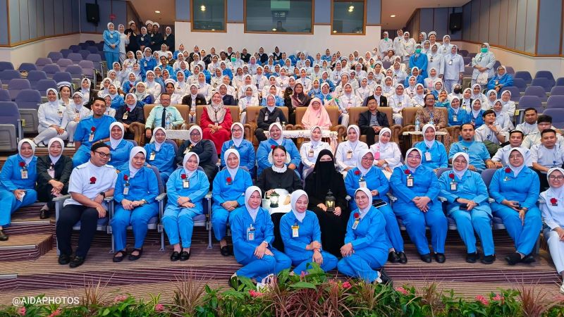 nurses1 2